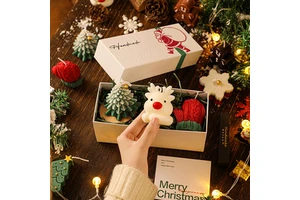 Hot Selling Decorative Merry Christmas Candle Christmas Gift Set Handmade Scented Candle with Luxury Package
