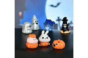 Mini Child Gifts Decoration Items Halloween Collection Ghost Pumpkin Micro Landscape Resin Crafts for Home Animated Decoration