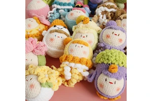 Factory Direct Sale Woven Ball Pendant Little Head Ornament Handmade Finished Crochet Funny Cartoon Toy Doll Keychain Hanging