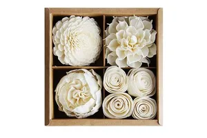 Handmade Eco-Friendly Sola Wood Flowers in Different Designs and Sizes for Chinese New Year Father's Day Mother's Day Easter
