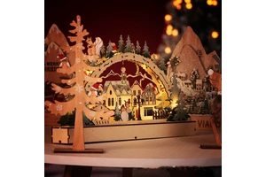 Handmade Eco-friendly Wooden Christmas Ornaments Led Illuminated Traditional Style Christmas Village Decorative Window Ornaments