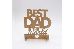 2023 Fathers Day Gift Best Dad in the World Display Cards Wooden Custom Laser Cutting Gifts for DAD Fathers