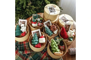 Luxurious Handmade Christmas Candle Gift Set for New Year Celebrations-Featuring Christmas Tree Santa Claus Easter Thanksgiving