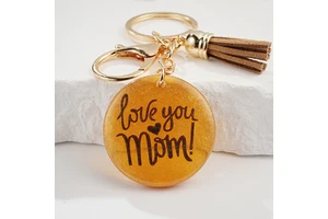 2026 New Mother's Day Gift Keychain LOVE MAMA with Tassel Pendant Small Gift for Mom Keychain Pendant Wholesale