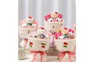 Cute and Warm Mother's Day Gift Doll Bouquet of Soap Roses Birthday Gift for Girlfriend and Friends Children's Day Gift