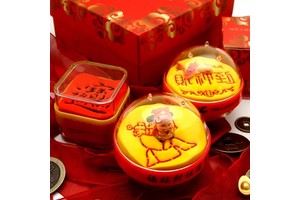 New Year Eco-Friendly Classic Custom Design Acrylic and ABS Ornaments for Festive Celebrations