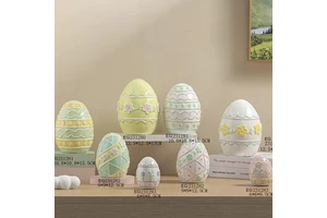 Easter Ceramic Eggs with Colourful Flowers Spring Decoration
