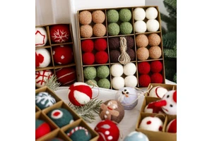 Luxury High Quality Handmade Felt Wool Circle Christmas Tree Hanging Ornaments Balls Xmas Decoration Pendant Full Color