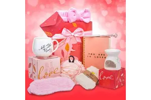 Hot Selling Birthday Gifts for Women Valentine Gift Basket Sets for Mom Wife Sister Girlfriend Best Friend With Card