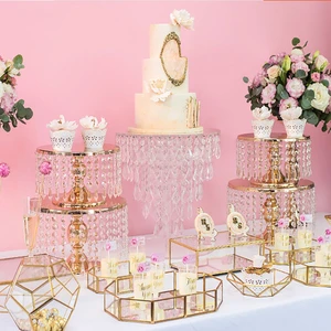 New Metal Cake Tray Decoration Supplies Gold Color Wedding Crystal Wholesale Cake Stands Set for Cake Decorating Supplies Tools