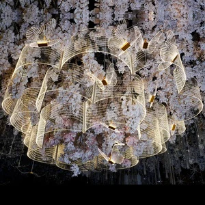 2021 Latest Ceiling Decoration LED Acrylic Large Flower for Wedding Party Event Decorations Supplier