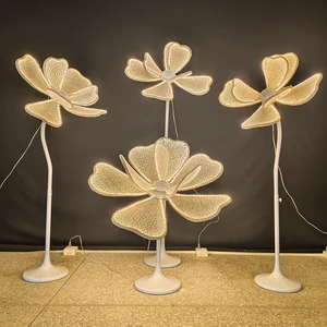 Dynamic 3D Effect Wedding Lighting, Romantic Atmosphere Decoration Light, Petal Light, LED Landscape Flower Light