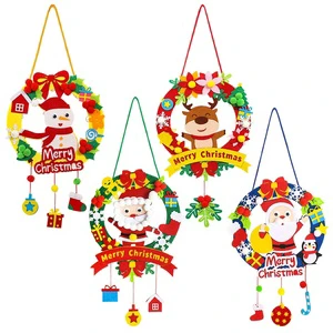 Hot Selling Children Felt Craft Kits Handmade DIY Christmas Garlands Wreaths Pendants Christmas Craft Kits Sign With LED Lights