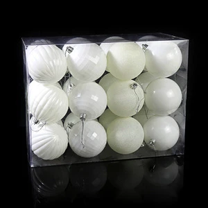 Custom Painted Commercial Ornament Christmas Tree Ornaments Balls White Plastic Christmas Balls