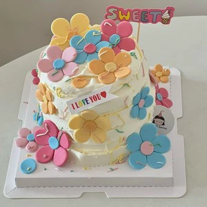 Hot Sale 2025 New Design Soft Rubber Flower Cake Decoration for Birthday Party Cake Decoration
