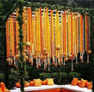 Beautiful Gold Mandap Frame Candle Holders Gold Wedding Stage Backdrop Metal Arch with Candle Holders for Wedding
