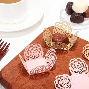 Colorful Laser Wedding Candy Box Bride Shower Supplies Rose Lace Paper Chocolate Candy Box Wedding Party Favors