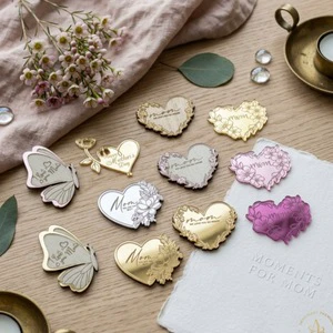 Gold Acrylic Mirror Disc Heart Engraved Cake Decorations for Happy Mothers Day Birthday Cupcake Decor Cake Decorating Supplies