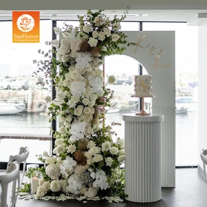 Sunwedding Factory Wholesale Wedding Arch Artificial Flower Decorative Arch for Weddings and Birthdays