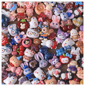 Wholesale Cute Creativity Craft Cartoon Diy Charms Flower Art Resin Jewelry Accessories Flatback Cabochon for Nail Hair Bag Cup