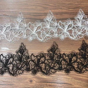 Light and Soft Fish Silk Thread With Glitter Embroidery Lace Adorns the Bride's Wedding Veil and Decorative Dress