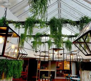 Wholesale High Quality Eco-Friendly Plastic Artificial Hanging Vine Plant Ceiling Decoration Wedding 60-80cm Customized