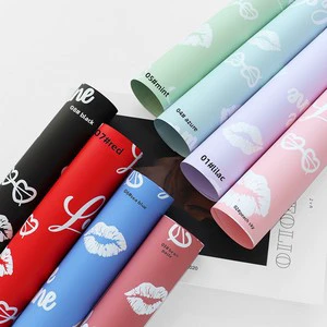 Aierflorist Craze Kiss Valentine's Day Waterproof Pearlescent Bouquet Wrapping Paper 56x56cm 20sheets Florist Material Factory