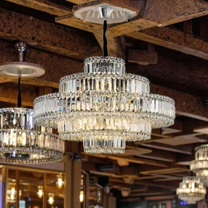 Layers Shinny Crystal Chandeliers for Wedding Table Top Chandeliers Restaurant Lighting
