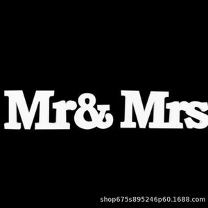 Customizable Wooden MR MRS Wedding Sign UV Printed for English Letter Wedding Decorations and Party Photo Props
