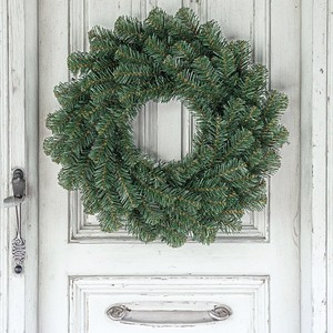 Eco-Friendly Christmas Garlands Wreaths with Pine Cones and Bow PVC Decorations Available in 40cm 50cm 60cm Sizes