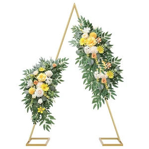 Triangle Wedding Entrance Arch Detachable Golden Aluminum Alloy Flower Balloon Arch 179x255cm