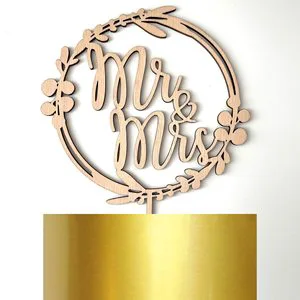 Wholesale Wooden Cake Topper Decoration Wedding Mr and Mrs Wedding Cake Topper for Parties
