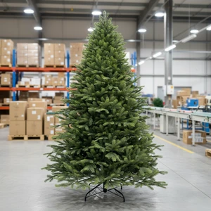 BSCI Luxury Artificial Christmas Tree for Ball Ornament Party Decoration Christmas Tree Supplies Christmas Tree Decorations Outdoor