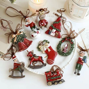Xmas Tree Decor Hanging Retro Bell Wreath Santa Claus Christmas Tree Baubles Resin Painted Christmas Baubles Ornaments