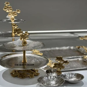 Sets Of 2 Metal Cake Stand Decorative Cake Stand Latest Design Two Tier Cake Stand for Party Wedding & Home Decoration