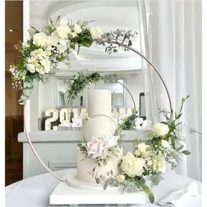 High Quality Amazing Arch Cake Stand Display Wedding Cake Stand Wedding Party Decoration in Affordable Price