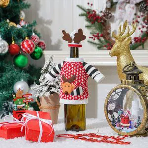 Knitted Reindeer Christmas Polyester Wine Bottle Cover Mini Sweater & Hat Wine Topper Holiday Dinner Table Decoration
