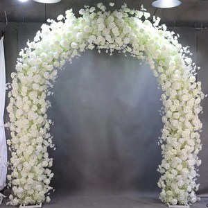 White Iron Arch Column for Outdoor Wedding Hall Arrangements Floral Horn Door Decoration Artificial Flowers Wedding Scene