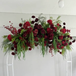 X890 Forest Tropical Artificial Burgundy Deep Red Rose Floral Row Hanging Greenery Flowers Runner Backdrop Rose Flower Arch