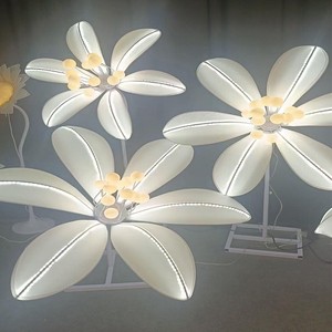 White Flower Stage Decorative Wedding Props Road Lead Lights for Wedding Halls Events Party with Telescopic Pole