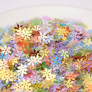 9mm Bulk Wholesale Holographic Snowflake Sequins Flat Nail Craft Christmas Party Decorative Confetti Paillette Pvc Film Sequins
