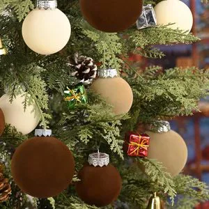 Large Christmas Balls Ornaments Flocking Xmas Tree Hanging Decoration New Year Holiday Party Baubles Set Red Orange Green