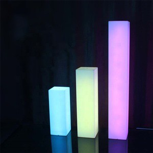 Beautiful 16-Color Rechargeable Plastic Columns Motif Lights for Wedding Decorations