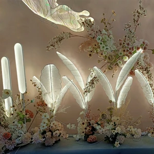 Romantic Creative Vintage Feather Road Lead Lamp Decoration Party Stage Wedding Light Stands