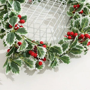 Best-selling High Quality Red Berries And Cypress Fir Rattan Wreath Garland For Mantle For Stairs Christmas Garlands & Wreaths