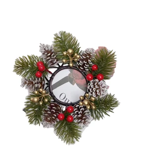 20cm Factory Wholesale Christmas Artificial Plastic Wreath with Red Berries and Pinecones for Outdoor Home Party Decorations
