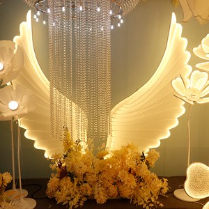 Hollywood Movie Set Wedding Lighting Props for a Glamorous and Cinematic Wedding Setup Creating a Star Quality Experience
