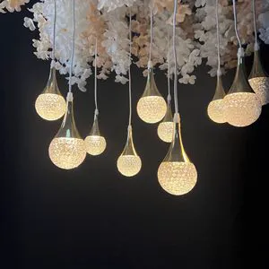 Customized New Wedding Banquet Luminous 10heads Small Chandelier Wedding Props Stage Hotel Ceiling Decorative Lights