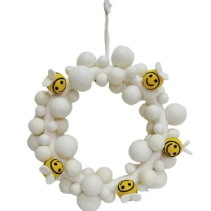 Factory Direct 12 Inch Premium Quality Wool Felt Bee Wreath Eco-Friendly Handmade Home Christmas Decoration Garlands Wreaths