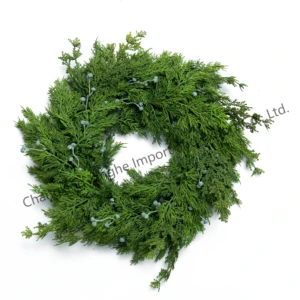 Factory New Cedar Wreath With Berry for Front Door Christmas Decoration Holiday Decor